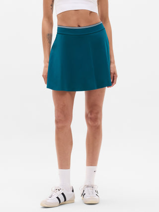 Falda pantalón Ace de 15,5" con punta acampanada.