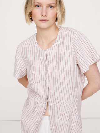 Linen Flutter-Sleeve Top.