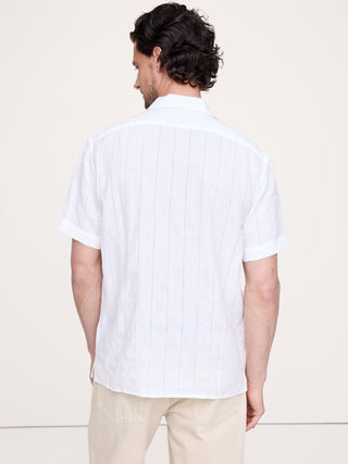 Camisa Resort de corte estándar de lino y algodón con ojales y rayas.
