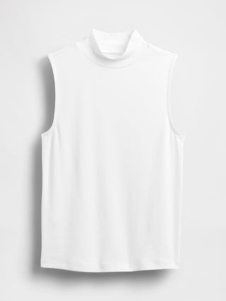 Camiseta sin mangas moderna con cuello alto.