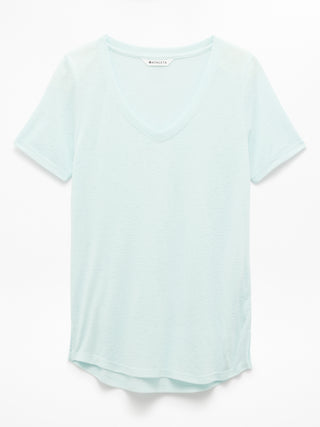 Camiseta Breezy con cuello en V.