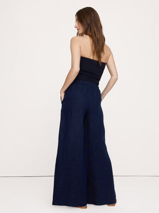 Pantalón marinero de lino con pernera ancha y talle alto.