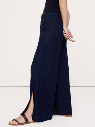 Pantalón marinero de lino con pernera ancha y talle alto.