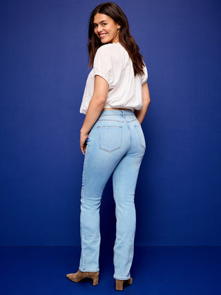 Mid-Rise Wow Boot-Cut Jeans.