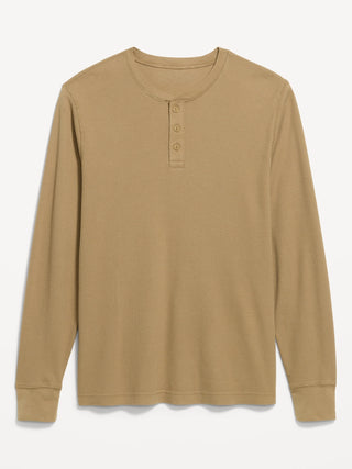 Camiseta henley de manga larga de waffle.