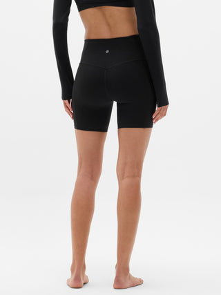 Short Deportivo Talle Alto con Bolsillos