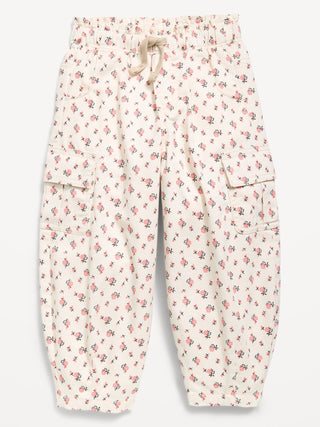 Pantalón cargo de pierna tipo barril para niñas pequeñas, de ponerse sin cierres.