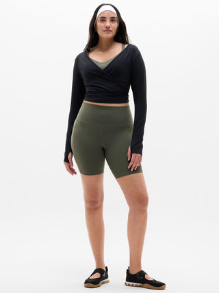Short Deportivo Talle Alto con Bolsillos
