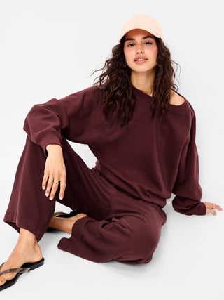 Oversized Raglan Sweatshirt.
