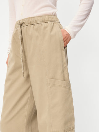 Mid-Rise Barrel-Leg Utility Pants.