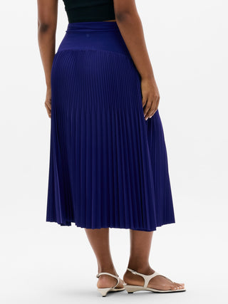 Featherweight Plissé Midi Skirt.
