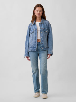 Jeans rectos relajados de talle medio.
