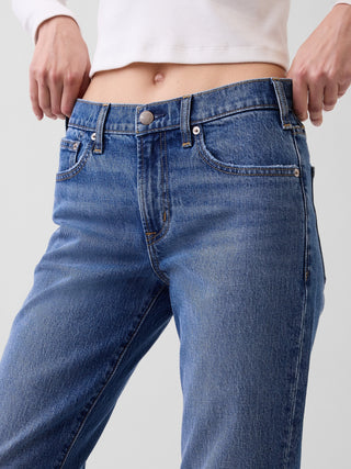 Jeans acampanados de corte relajado y tiro medio.