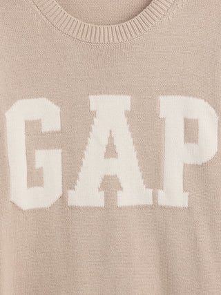 Suéter con logo de GAP de cuello redondo.