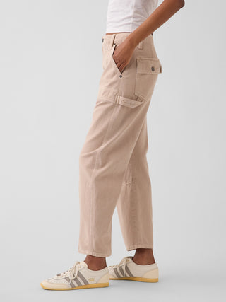 Mid Rise Barrel Utility Ankle Pants.
