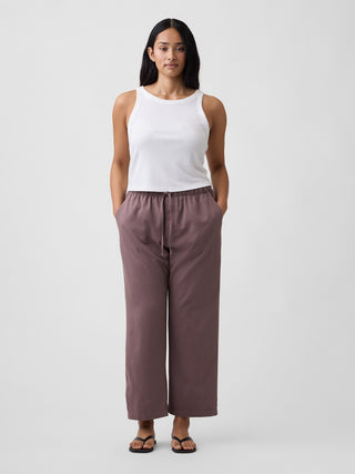Mid Rise Easy Twill Pants.