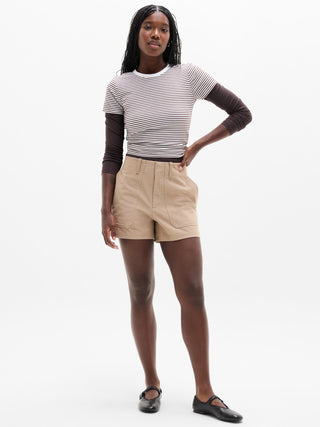 Short Deportivo Talle Alto con Bolsillos