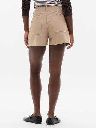 Short Deportivo Talle Alto con Bolsillos