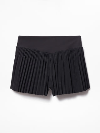 Featherweight Plissé Run Short.
