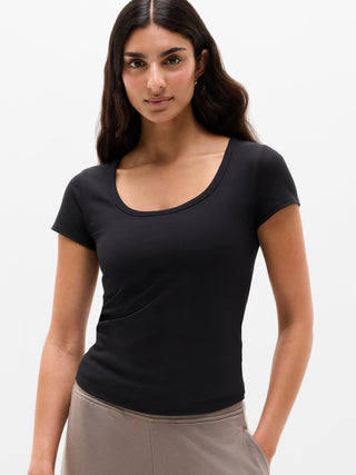Signature Rib Scoop Tee.