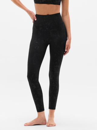 Salutation Stash High Rise 7/8 Legging.