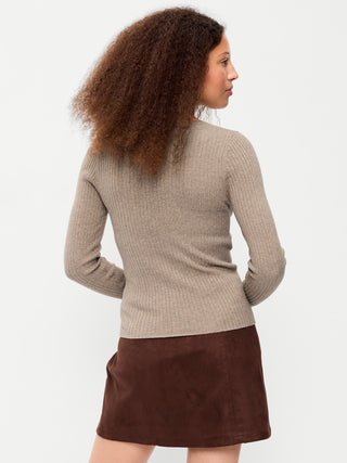 SoSoft Lite Crew-Neck Long-Sleeve Ribbed Top.