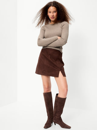 SoSoft Lite Crew-Neck Long-Sleeve Ribbed Top.