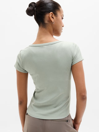 Signature Rib Scoop Tee.