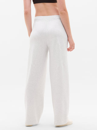 Coaster Luxe Straight Leg Pant.