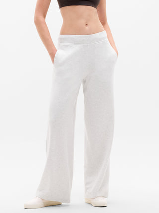 Coaster Luxe Straight Leg Pant.