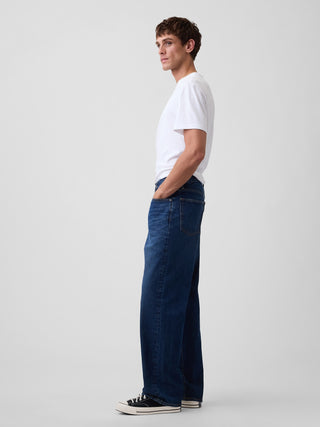 Jeans de corte relajado.