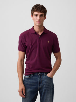 Playera polo de piqué elástico.
