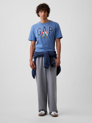 Camiseta Relaxed de Peanuts Everyday Soft con logo de GAP.