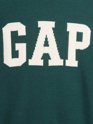 Suéter con logo de GAP de cuello redondo.