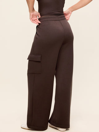 High-Waisted Bounce Fleece Wide-Leg Cargo Sweatpants.
