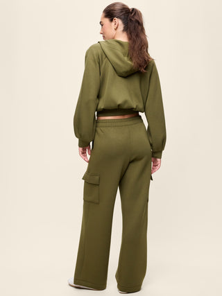 High-Waisted Bounce Fleece Wide-Leg Cargo Sweatpants.