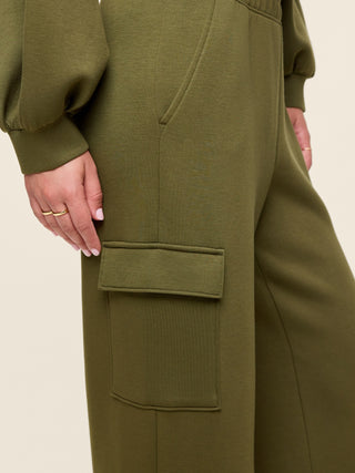 High-Waisted Bounce Fleece Wide-Leg Cargo Sweatpants.