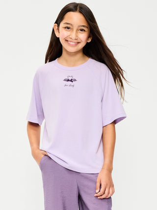 Oversized Short-Sleeve Graphic T-Shirt for Girls.