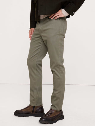 Pantalón Corte Slim Fit