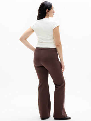 Pantalón Sport Ponte acampanado.