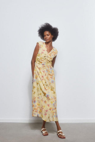 Vestido Estampado con Fruncido