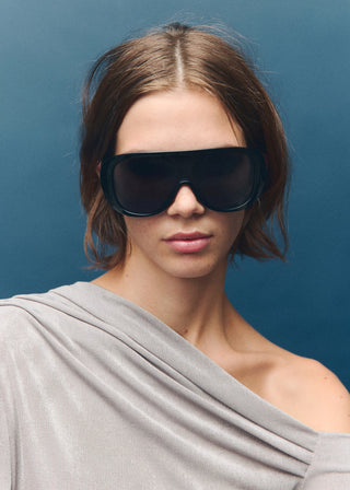 Camiseta Manga Larga Asimétrica