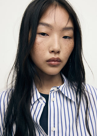 Camisa Crop con Estampado Rayas