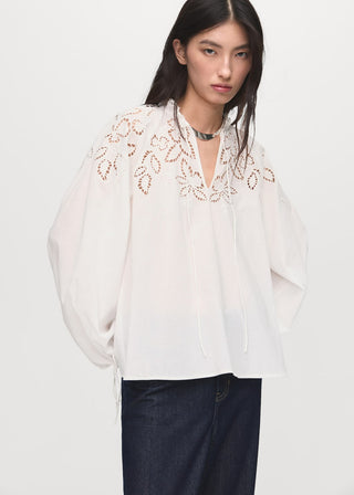 Blusa Manga Larga con Bordado Floral