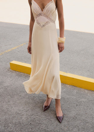 Zapato de Tacón Efecto Charol