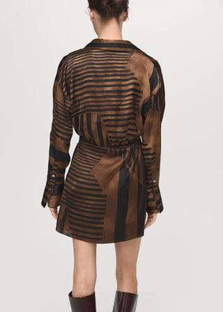 Vestido Manga Larga Satinado Estampado Rayas