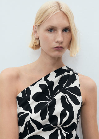 Vestido Corto Cuello Asimétrico