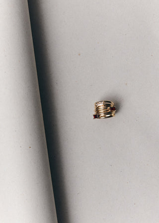 Anillo con Cristales Combinados