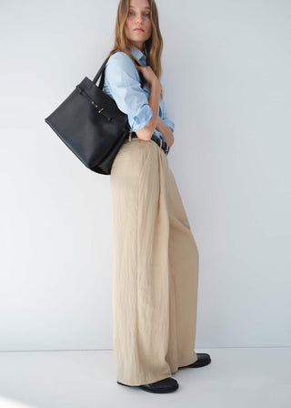 Bolso Shoppper con Cinturón Decorativo