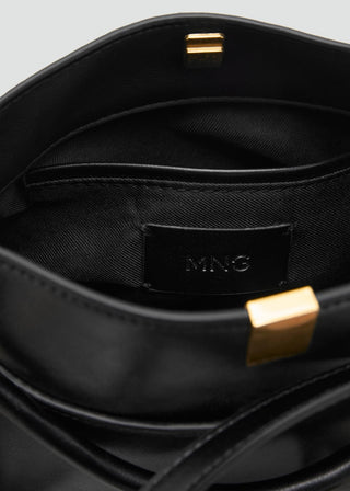 Bolso Pequeño con Detalle Metálico